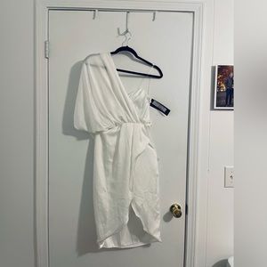 Do+Be white cocktail dress! Never worn! Size Small!